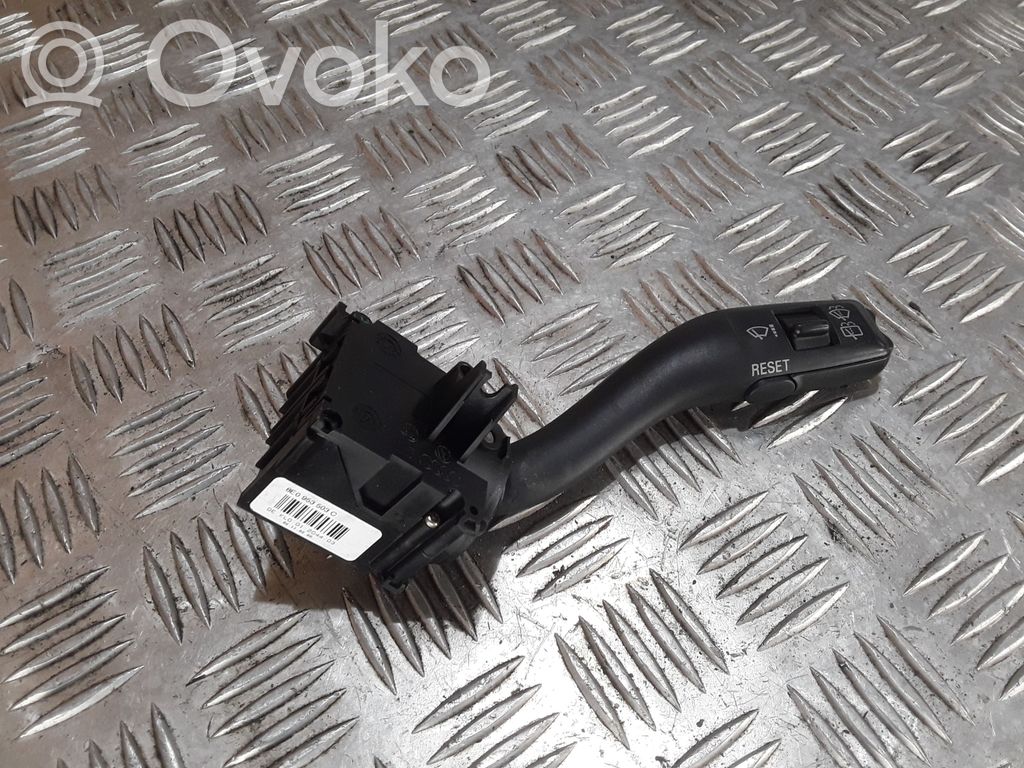 Audi A4 S4 B6 8E 8H Wiper control stalk 