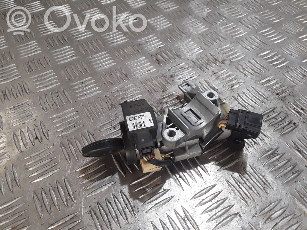 Mitsubishi Colt Ignition lock 