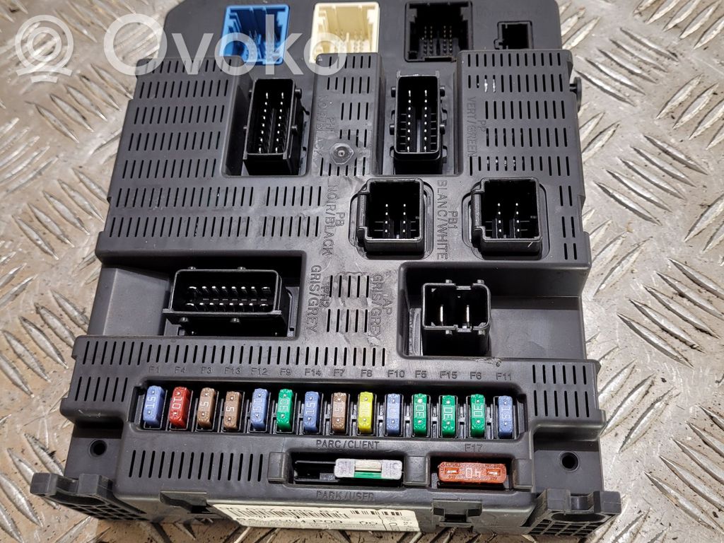 Citroen C4 I Drošinātāju bloks 