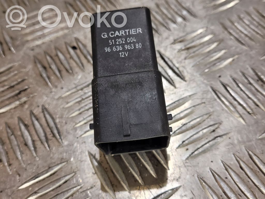 Citroen C4 I Picasso Glow plug pre-heat relay 