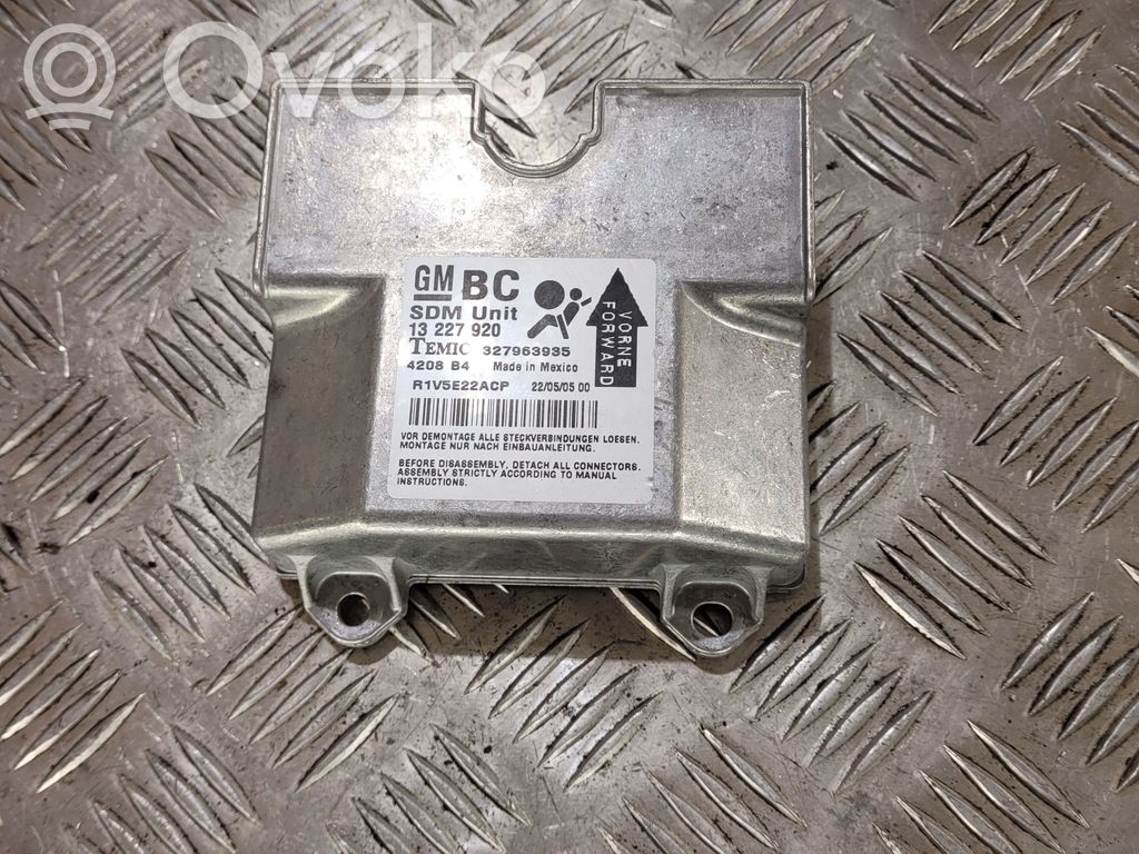 Opel Astra H Airbag control unit/module 