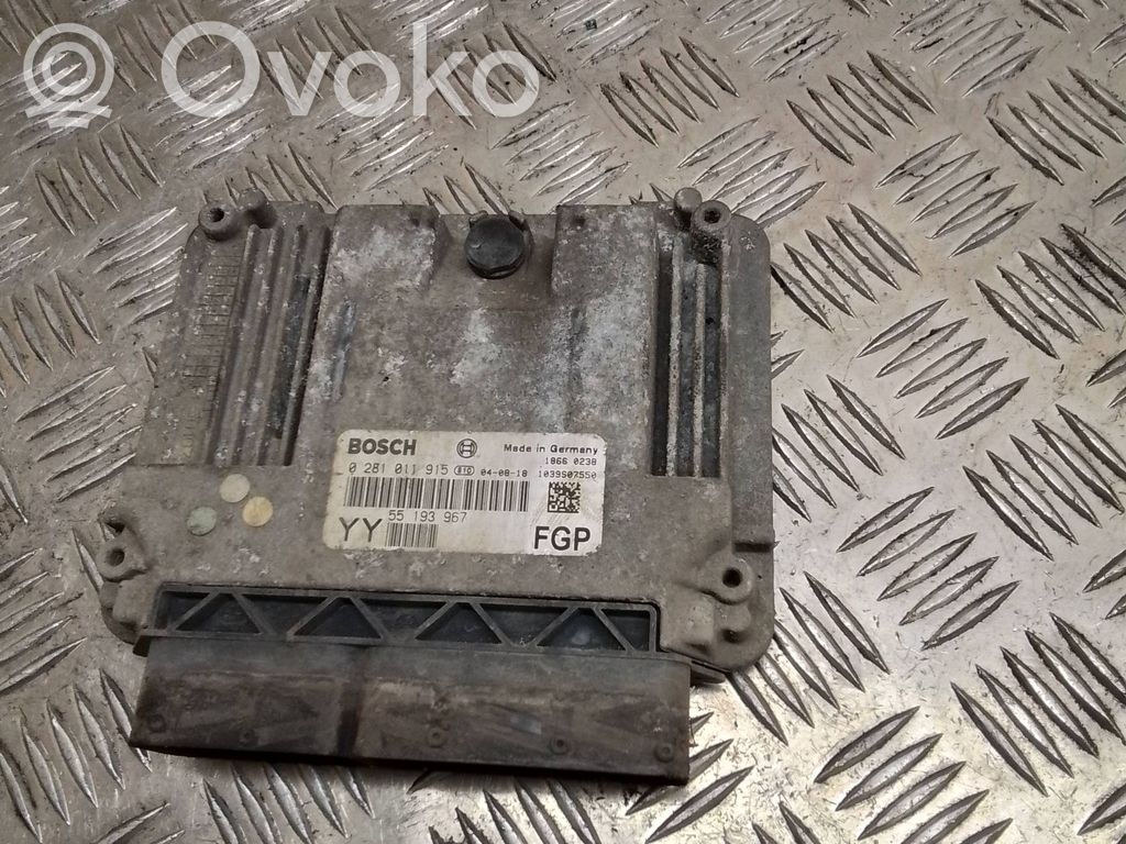 Opel Vectra C Engine control unit/module 