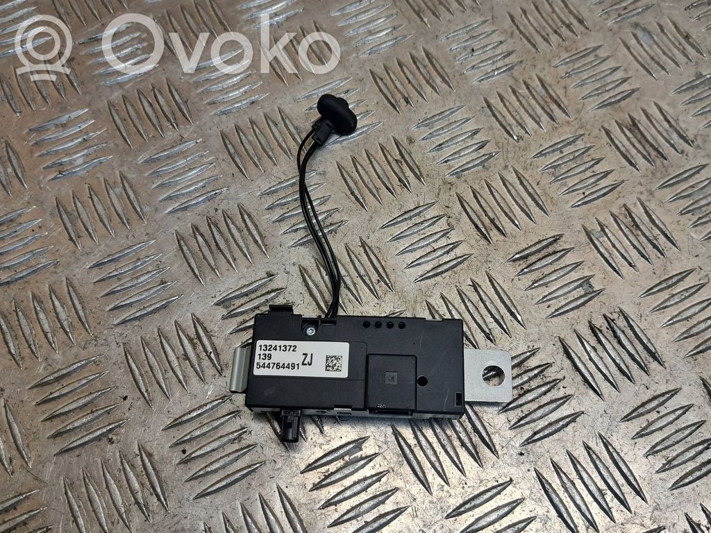 Opel Insignia A Amplificador de antena aérea 