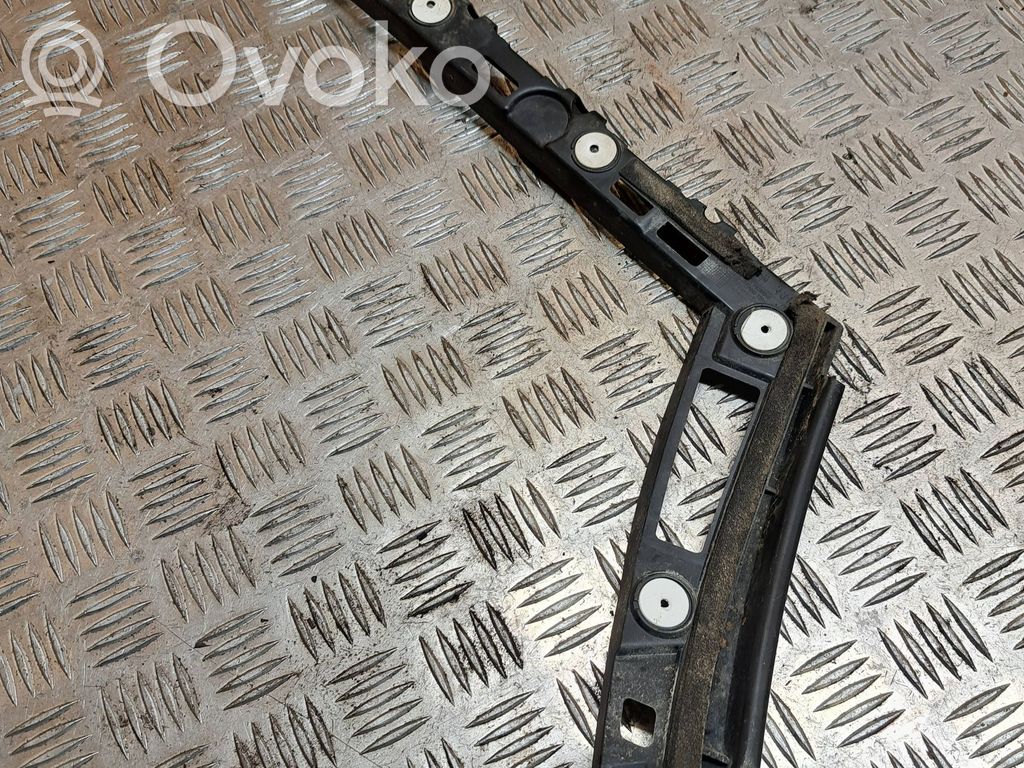 Opel Insignia A Soporte del parachoques delantero 
