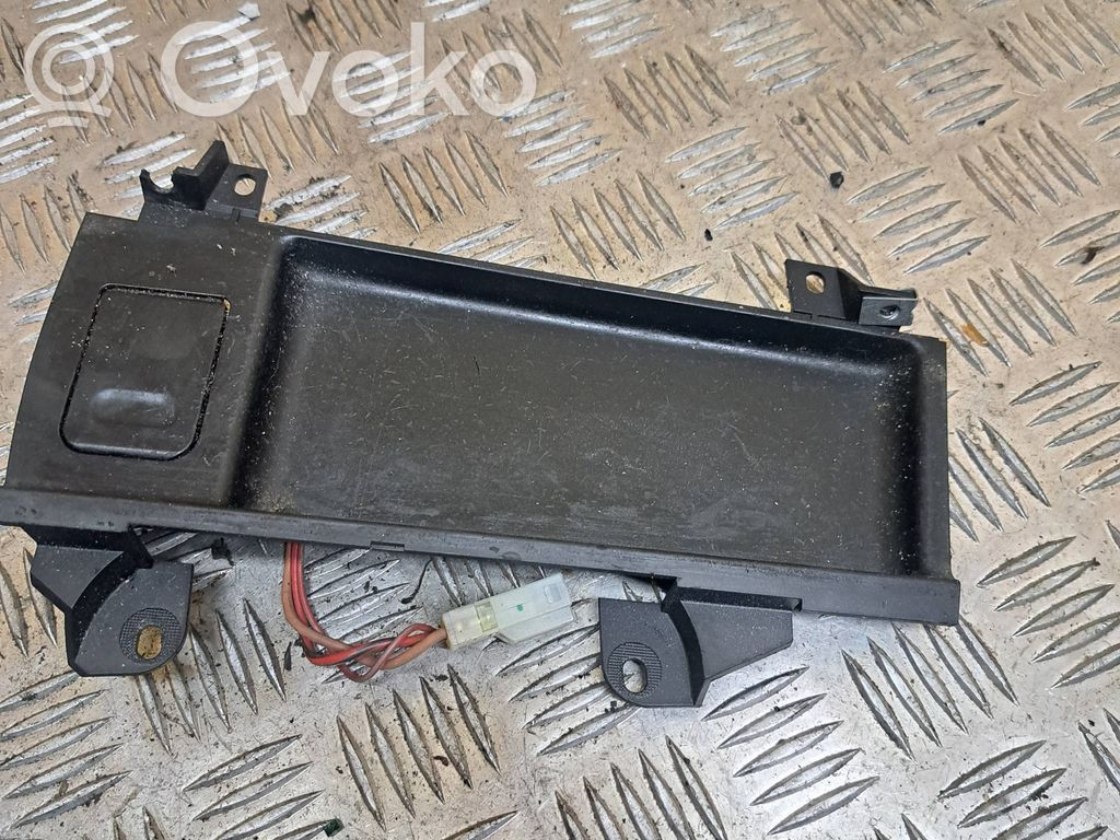 BMW 5 E39 Cigarette lighter trim 