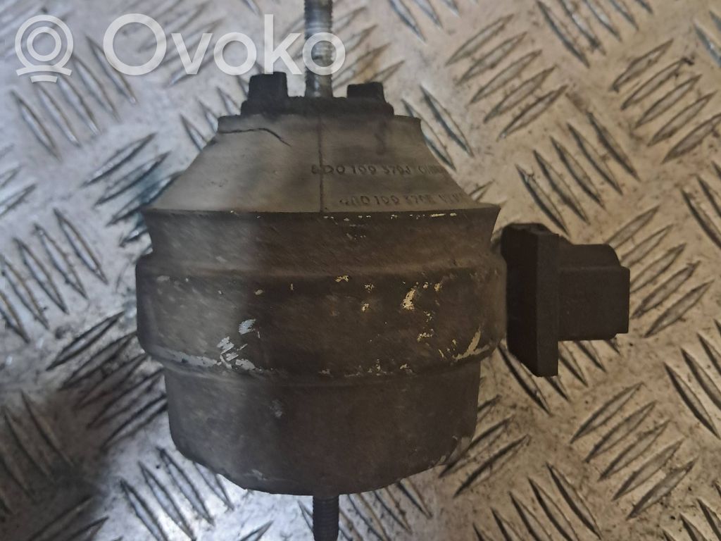 Audi A6 Allroad C5 Engine mount bracket 