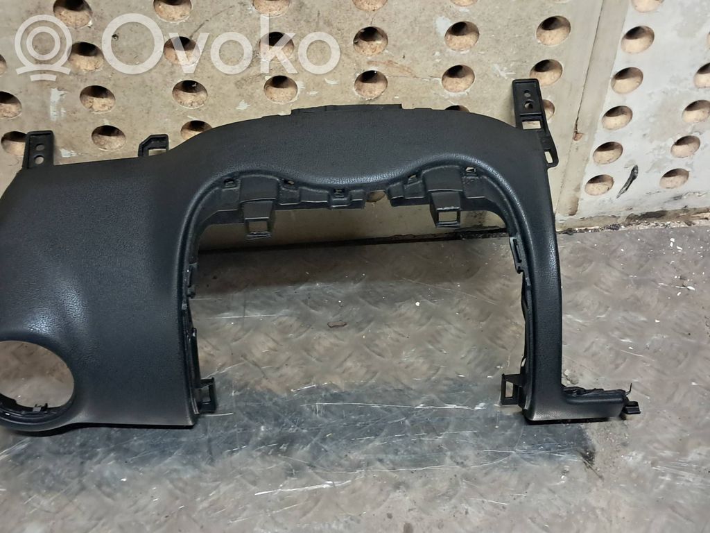 Nissan Note (E11) Moldura del extremo lateral de panel 