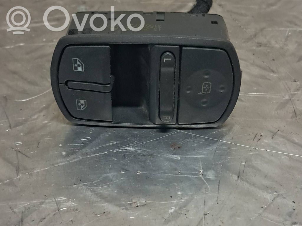 Opel Corsa D Electric window control switch 