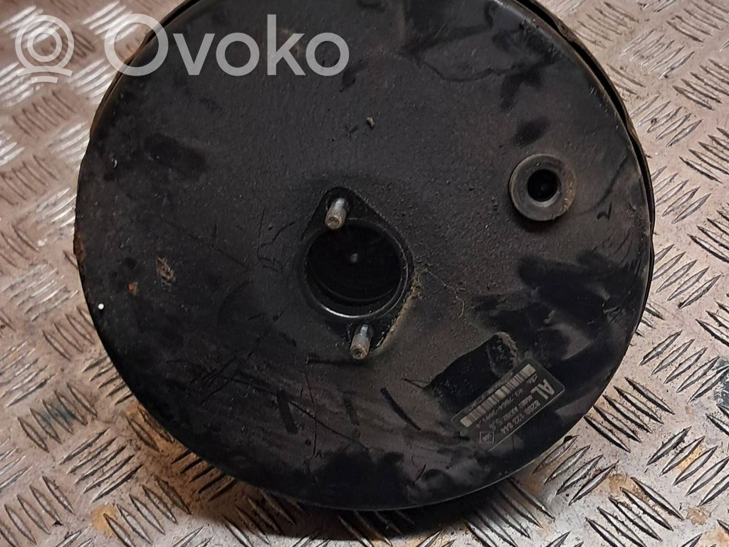 Nissan Note (E11) Brake booster 