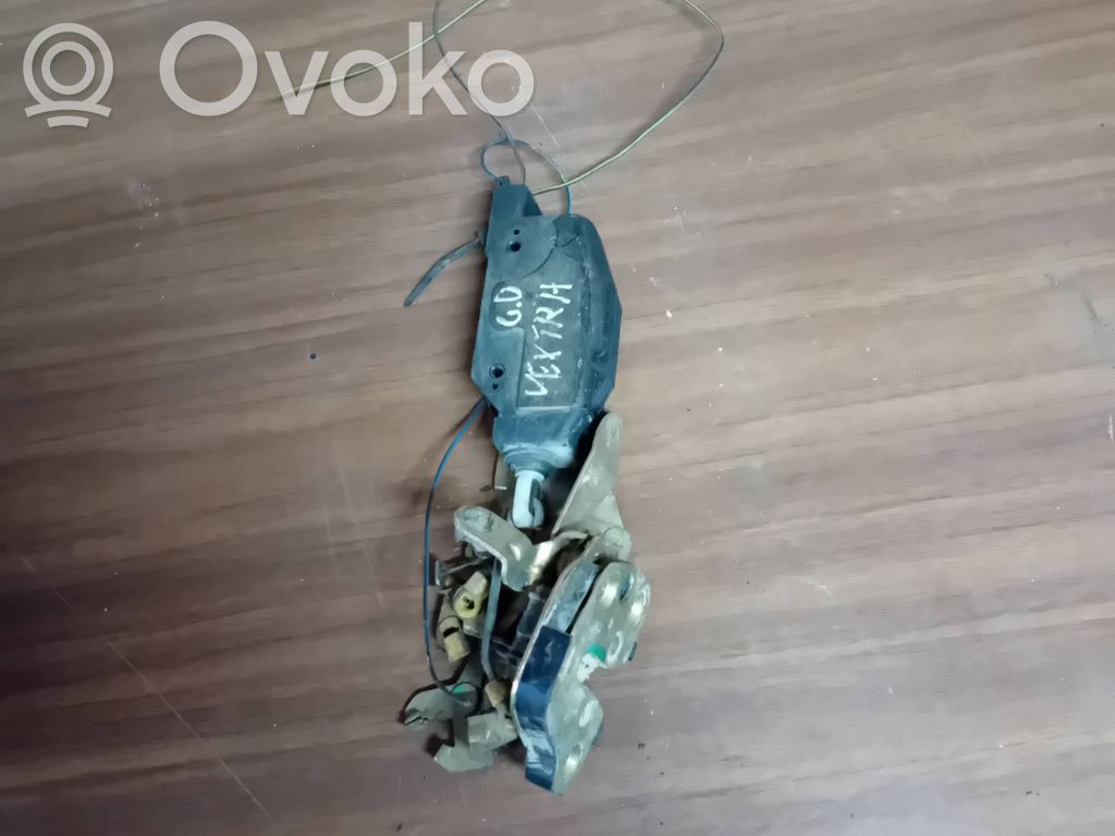 Opel Omega A Galinių durų spyna 