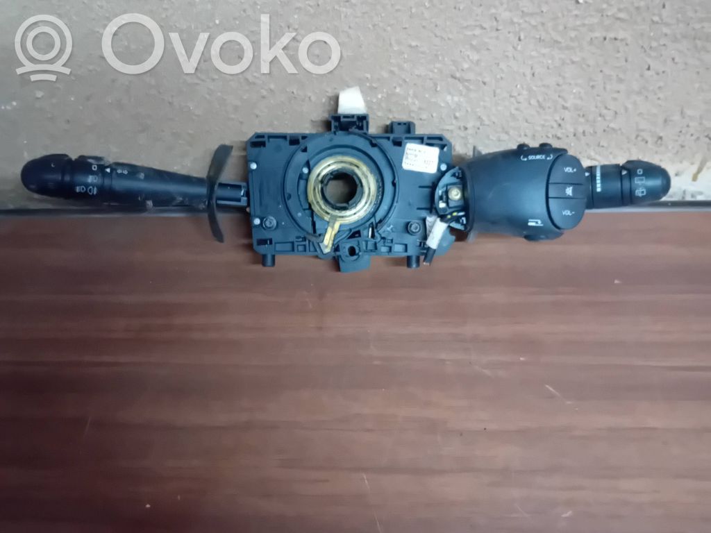 Renault Scenic I Interruptor/palanca de limpiador de luz de giro 