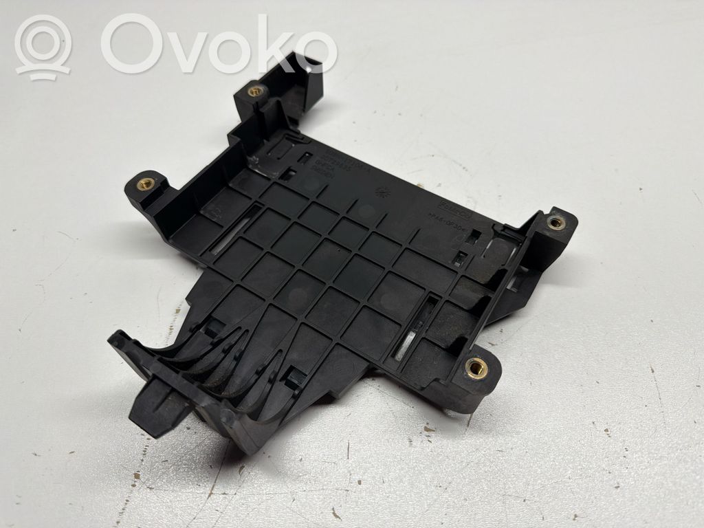 Volvo S80 Autres pièces compartiment moteur 