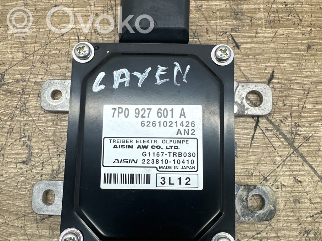 Porsche Cayenne (92A) Sterownik / Moduł zawieszenia pneumatycznego 
