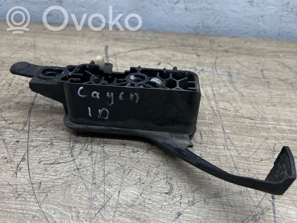 Porsche Cayenne (92A) Steckdose 