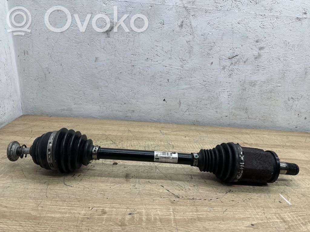 BMW X3 F25 Priekinis pusašis 
