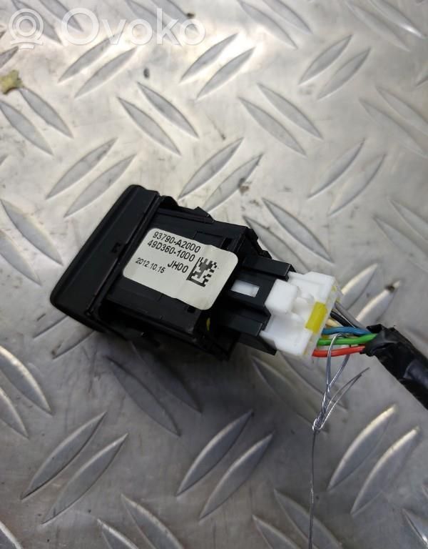 Schalter Warnblinkanlage   93790A2000WK