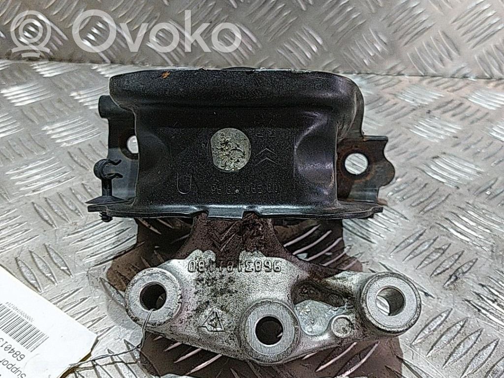 Citroen DS3 Engine mount bracket 