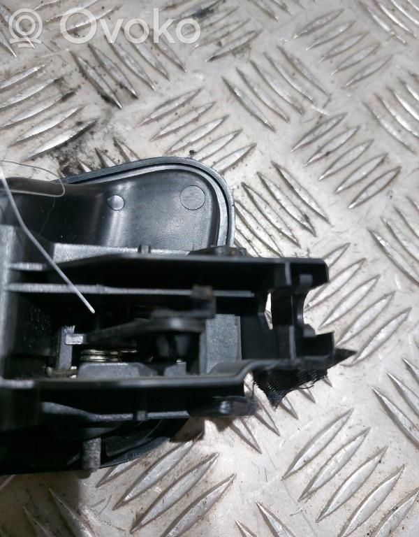 Manecilla interna puerta delantera   1679970680