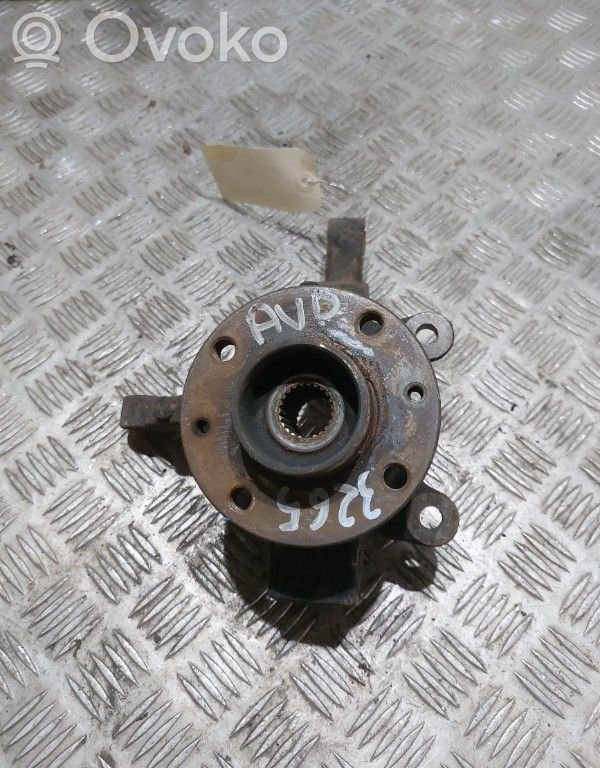 Nissan Micra Achsschenkel vorne 