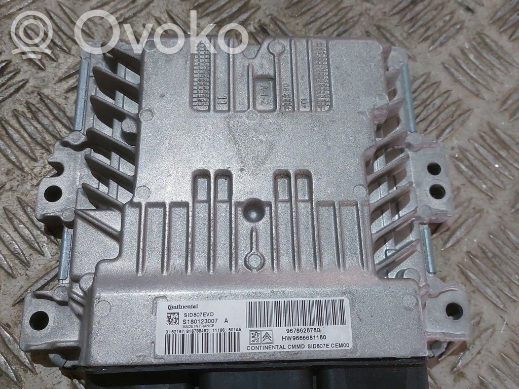 Peugeot 308 Calculateur moteur ECU 