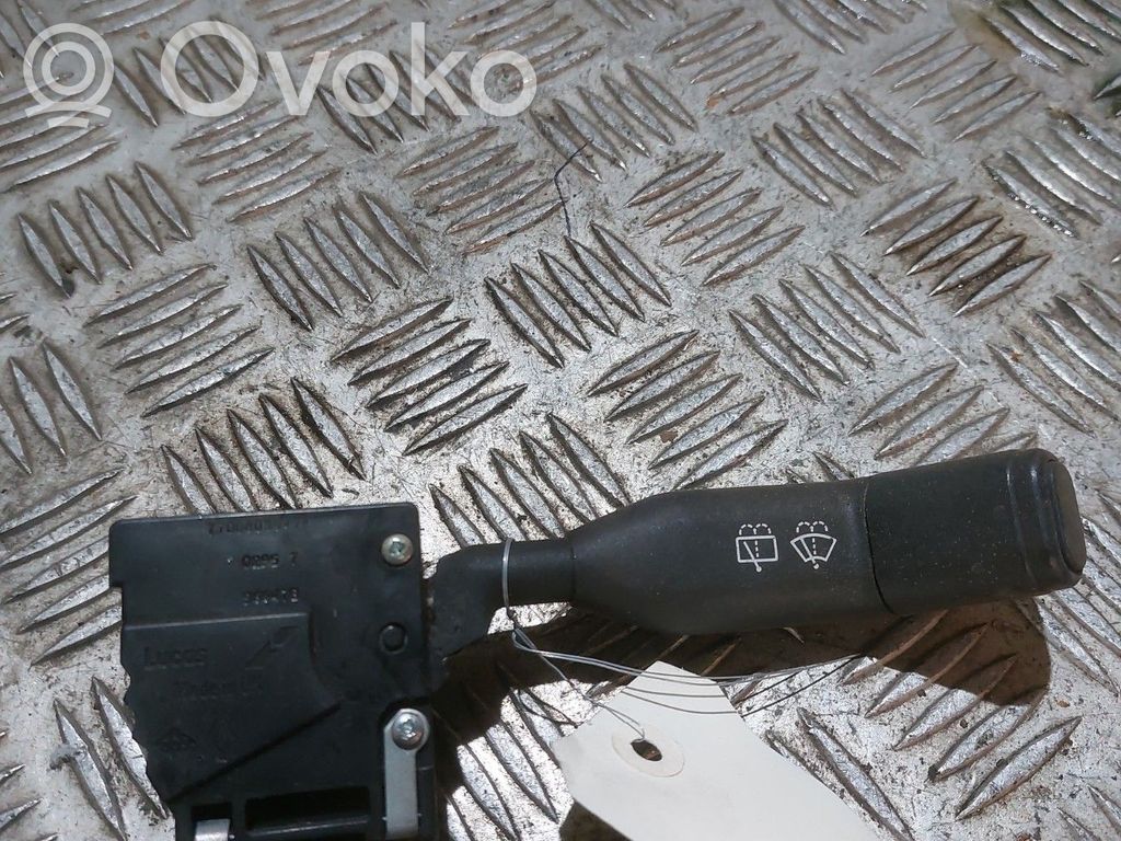 Renault Clio I Wiper control stalk 