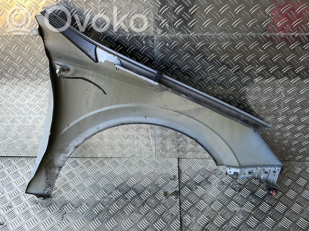Opel Astra H Sparnas 