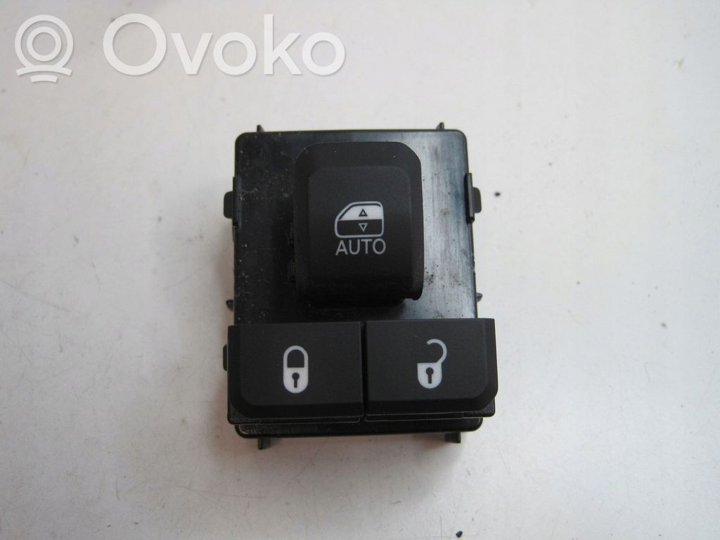 Jeep Grand Cherokee (WJ) Central console control unit 