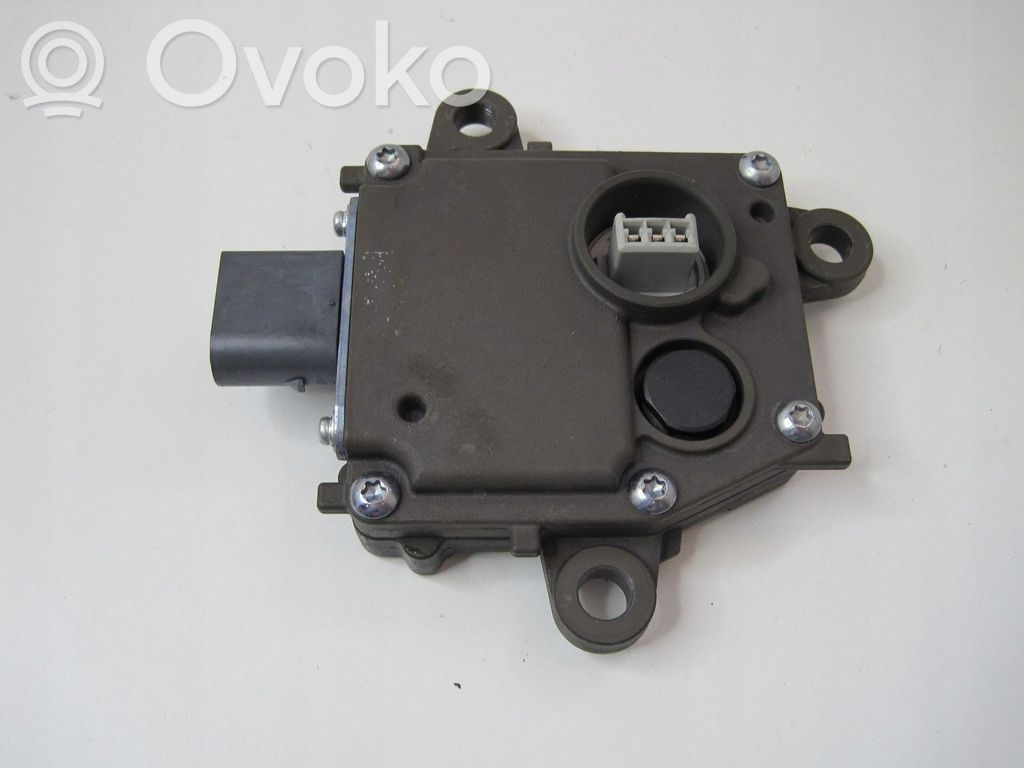 Audio system kit   L8D272401AA