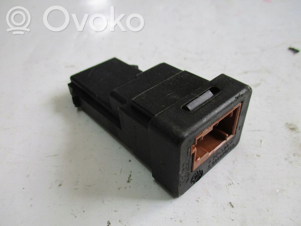 Peugeot 508 Audio system kit 