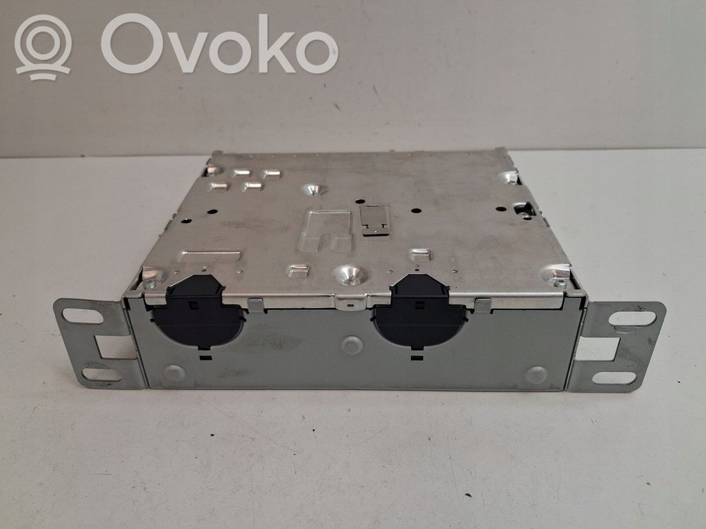 Renault Captur Navigation unit CD/DVD player 