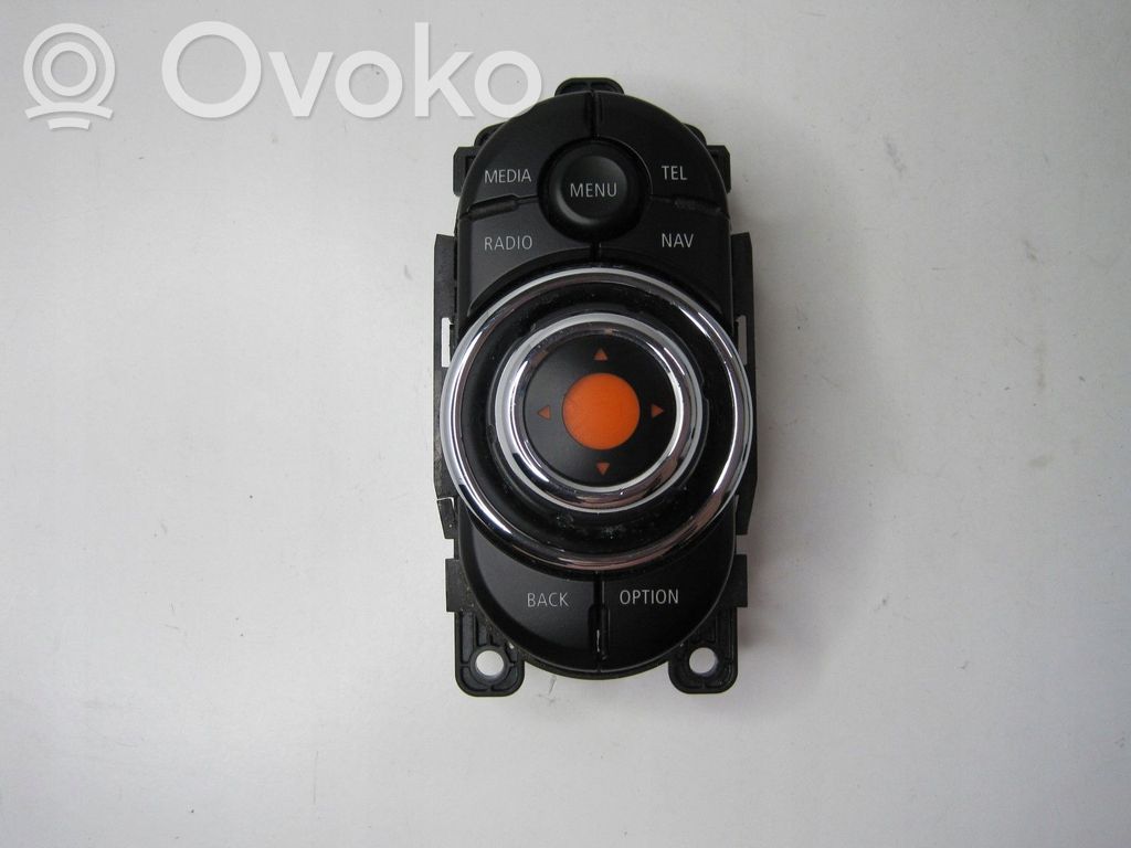 Mini One - Cooper Clubman R55 Central console control unit 