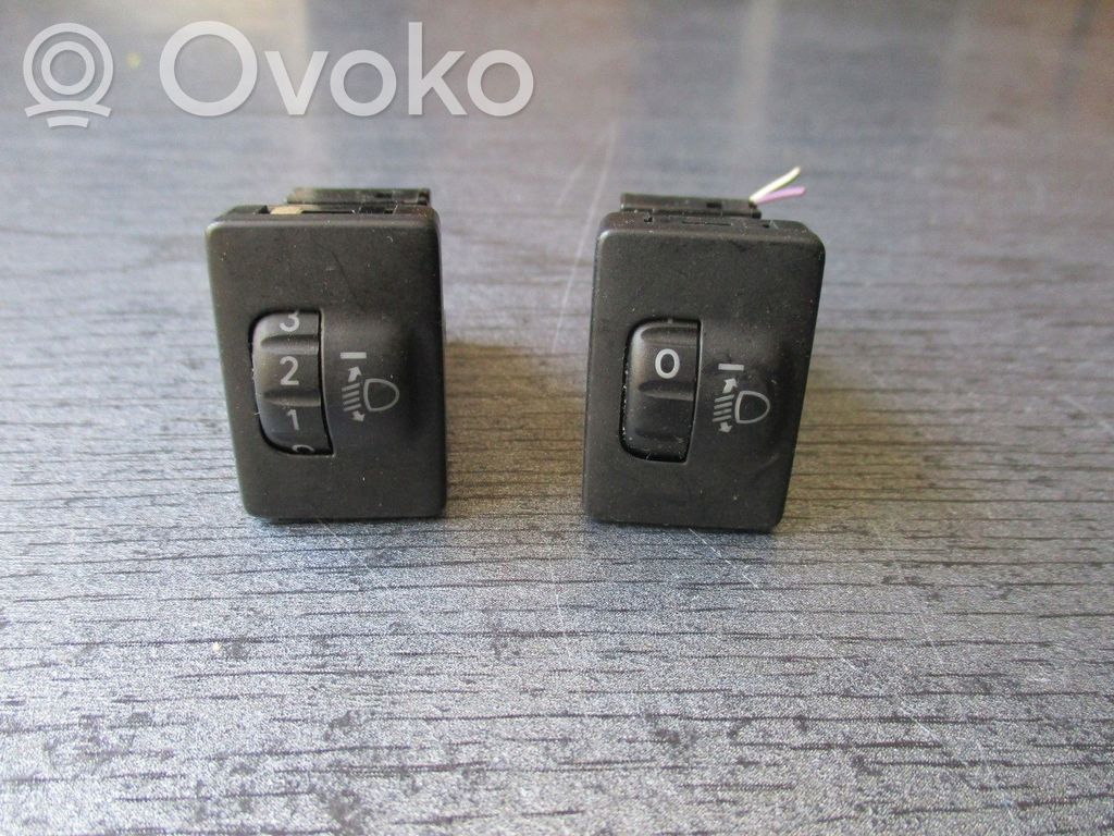 Lexus GS 250 350 300H 450H Central console control unit 