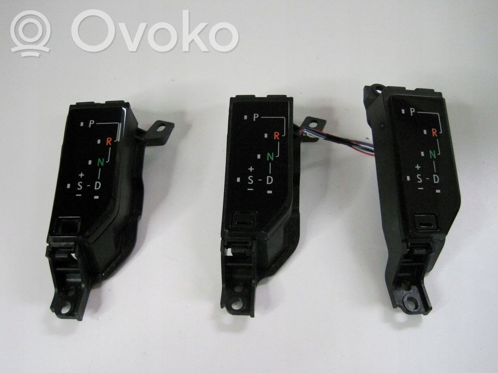 Lexus NX Central console control unit 