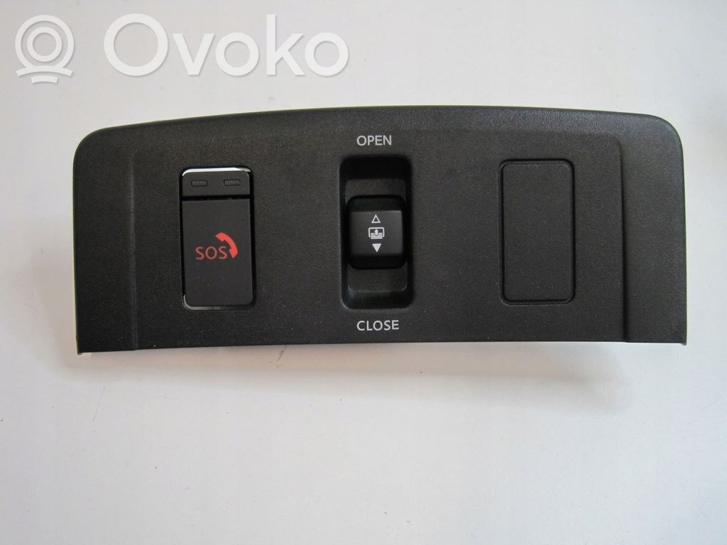 Nissan Qashqai J12 Konsola środkowa / Panel sterowania 