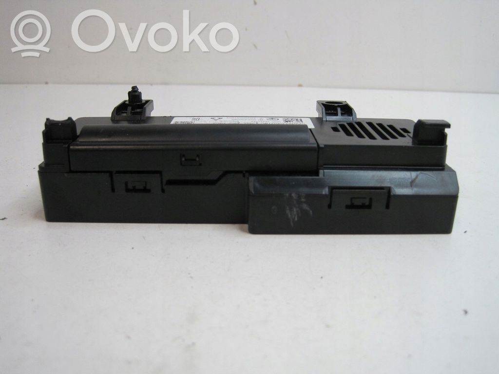 Peugeot Partner III Central body control module 