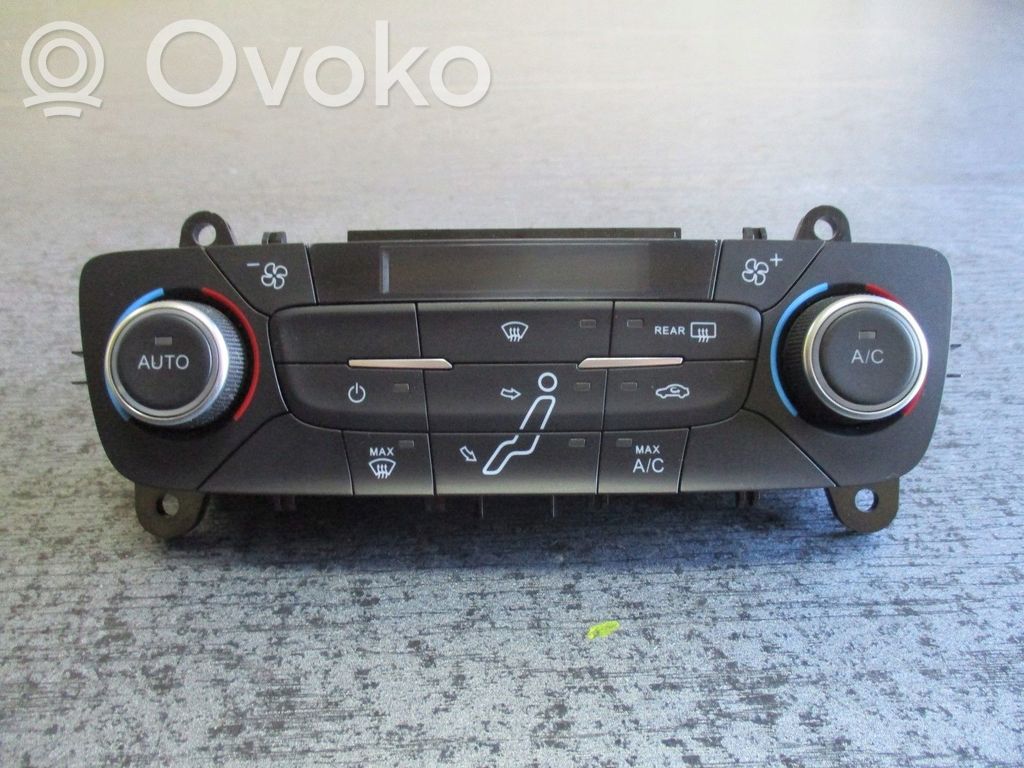 Ford Focus Centrālās konsoles vadības bloks 