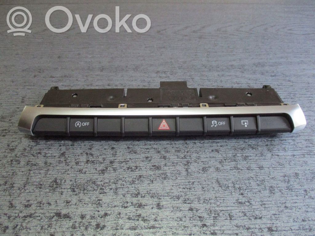 Audi A3 S3 A3 Sportback 8P Other engine bay part 