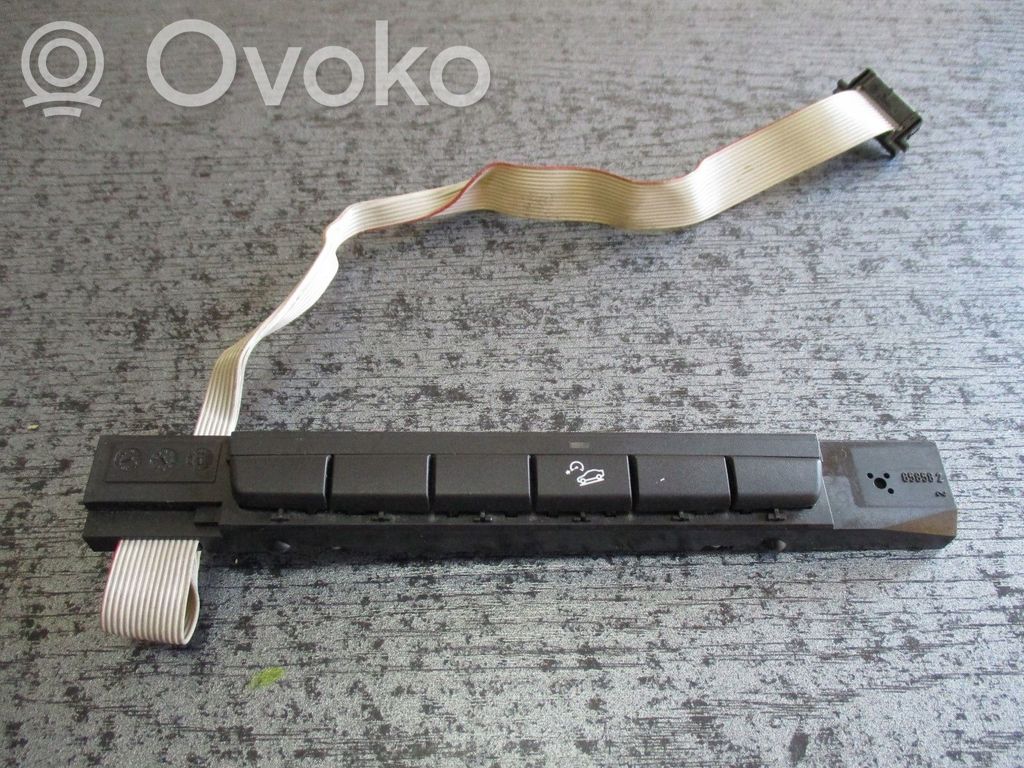 BMW 2 Active Tourer U06 Other engine bay part 
