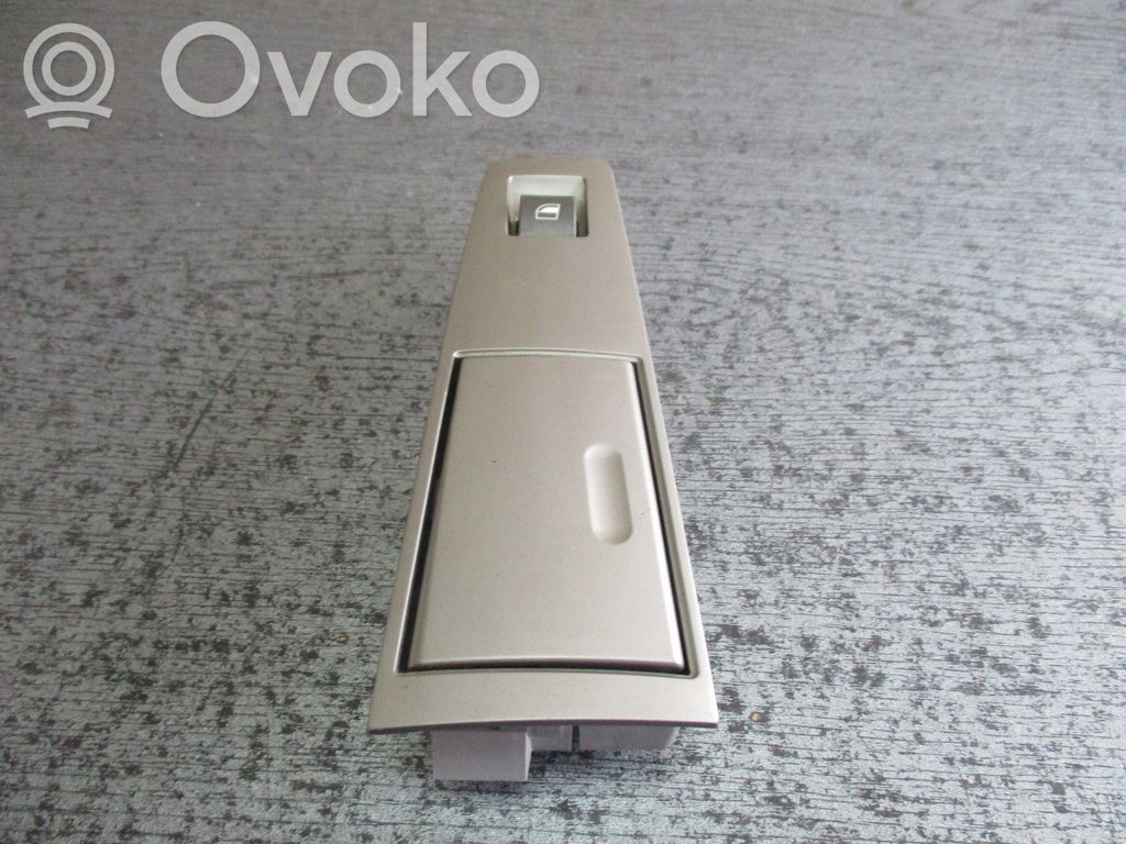 BMW 2 Active Tourer U06 Other engine bay part 