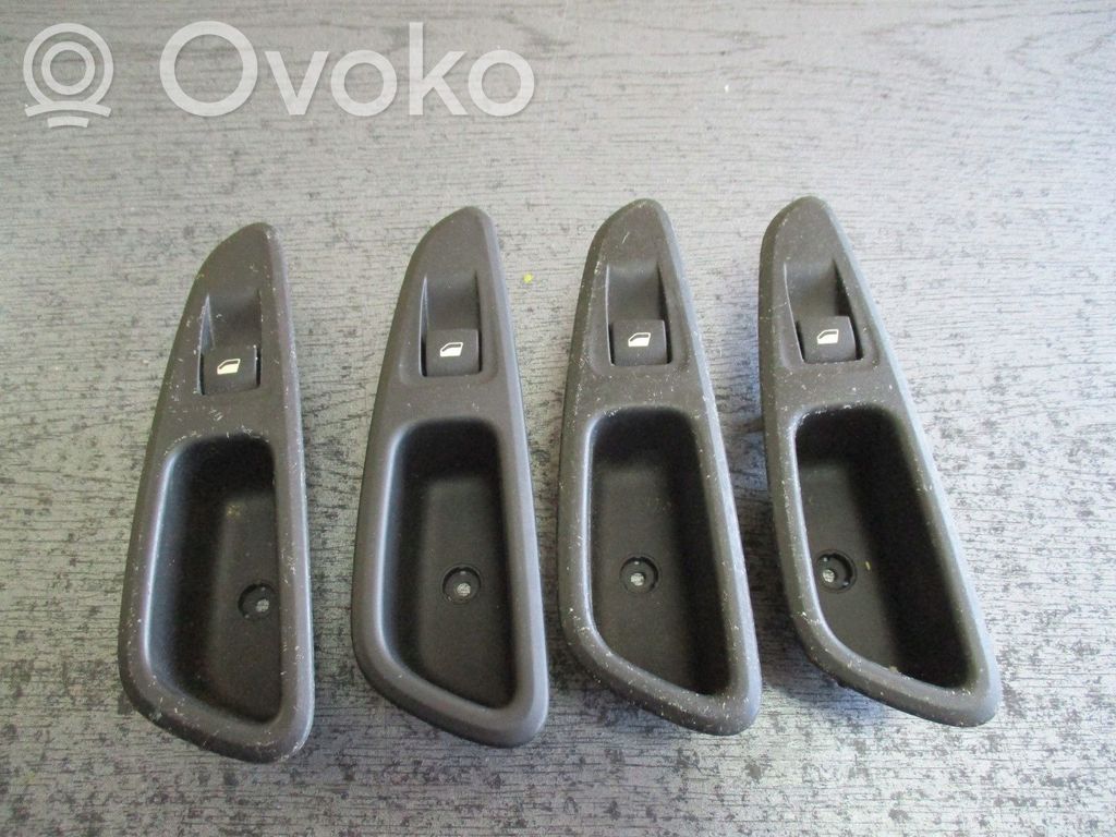 Peugeot 308 Audio system kit 