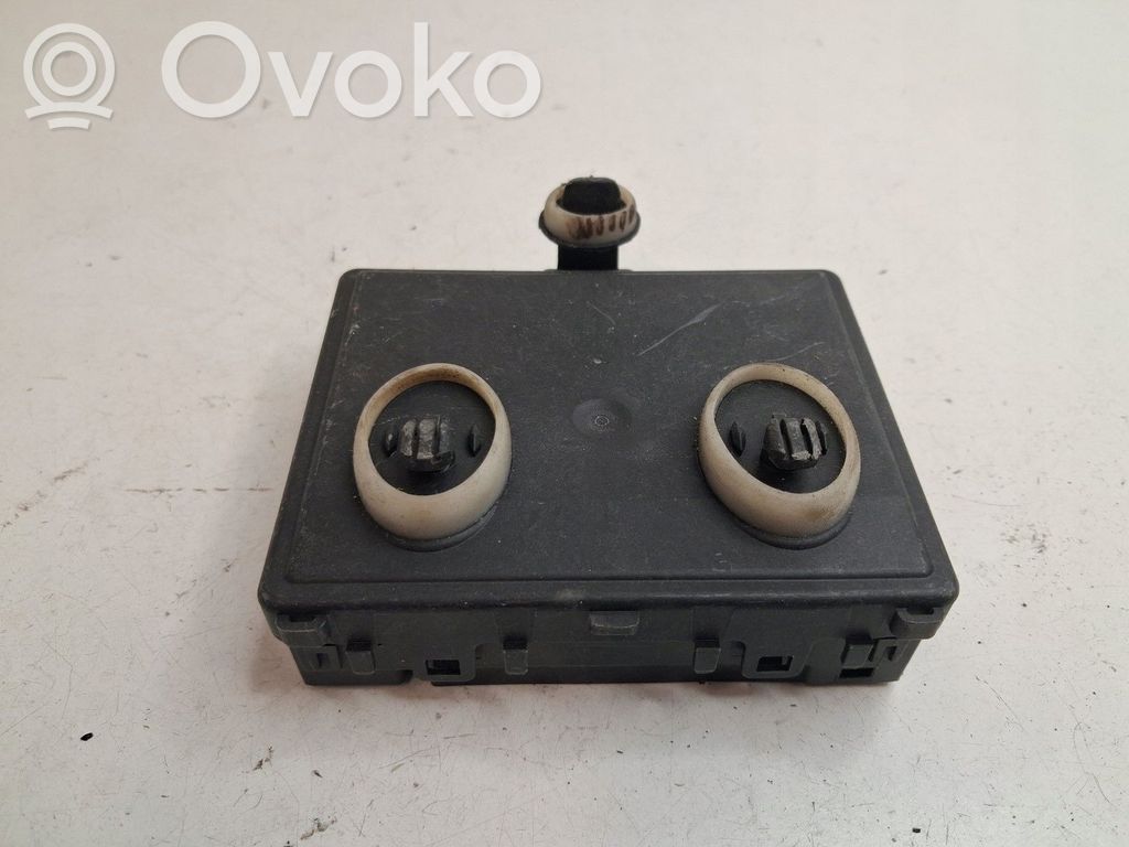 Audi A3 S3 A3 Sportback 8P Door control unit/module 