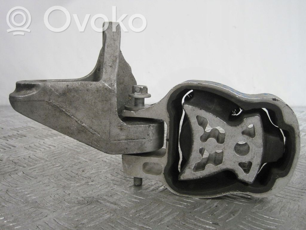 Engine mount bracket   DS736P093GA