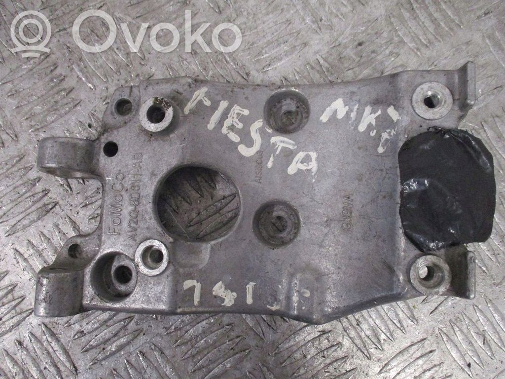 Engine mount bracket   AV2Q8D611AB