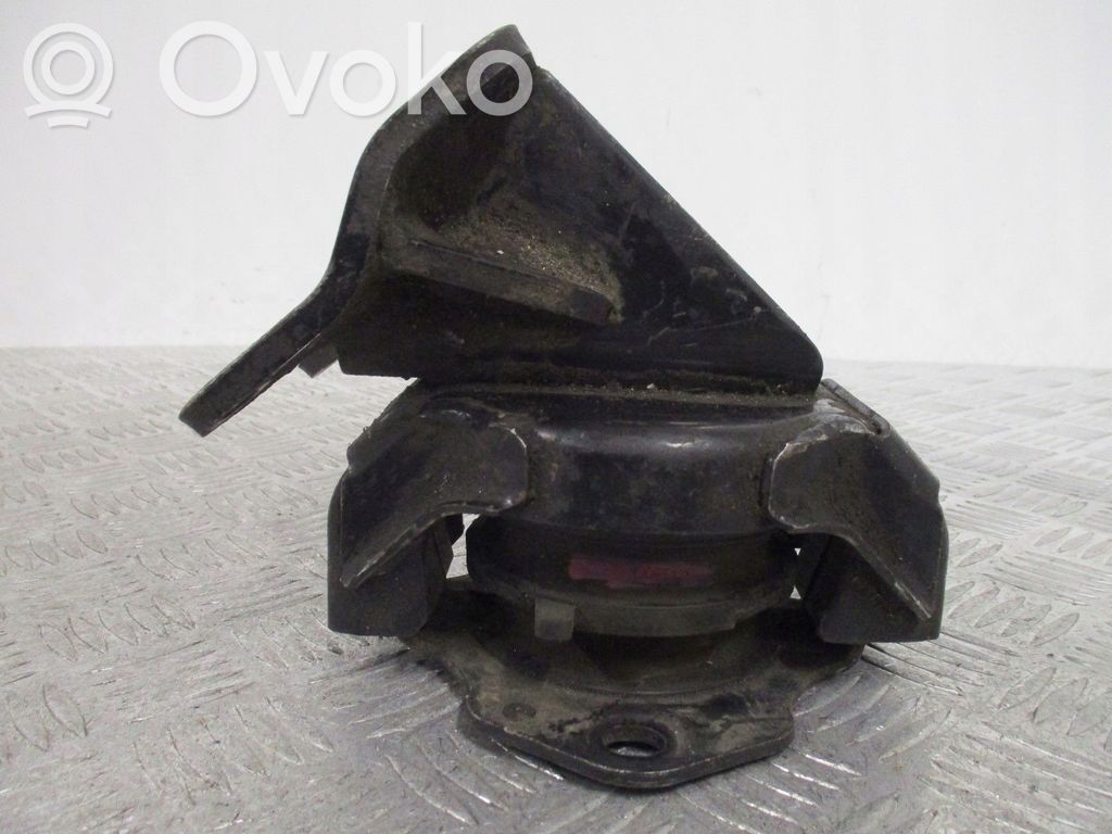 Mitsubishi Pajero Engine mount bracket 
