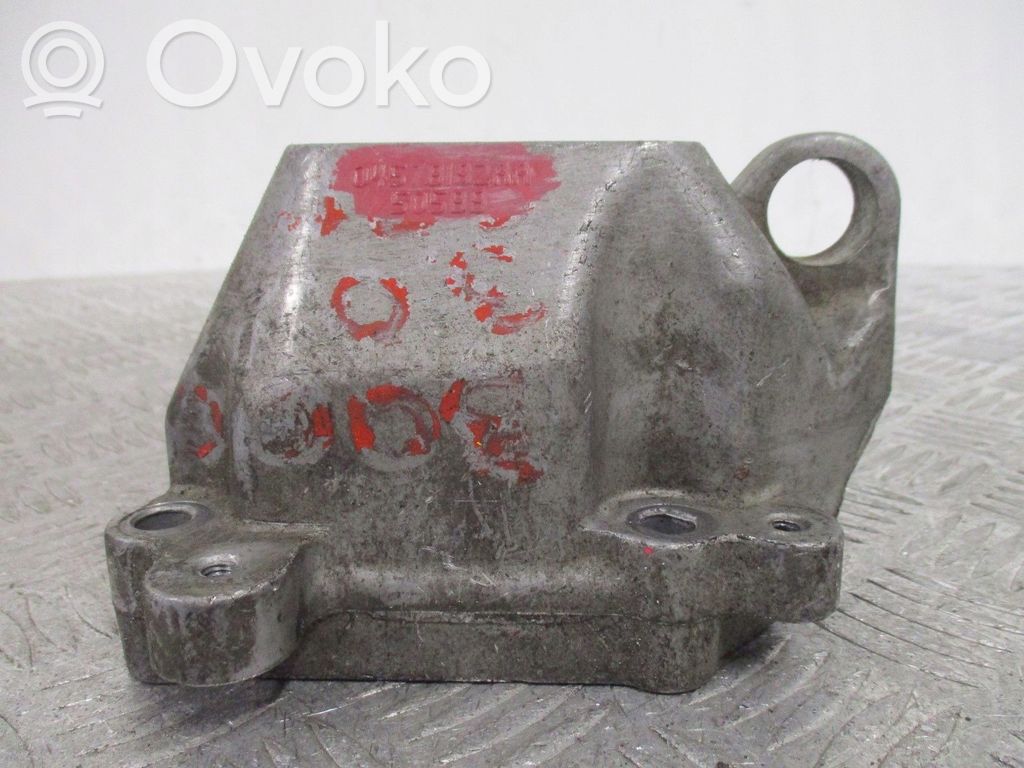 Chrysler 300C Engine mount bracket 