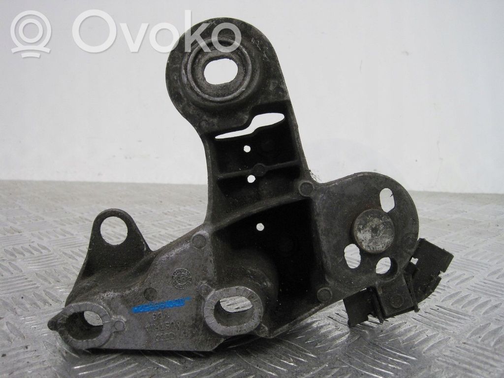 Audi A3 S3 A3 Sportback 8P Engine mount vacuum valve 