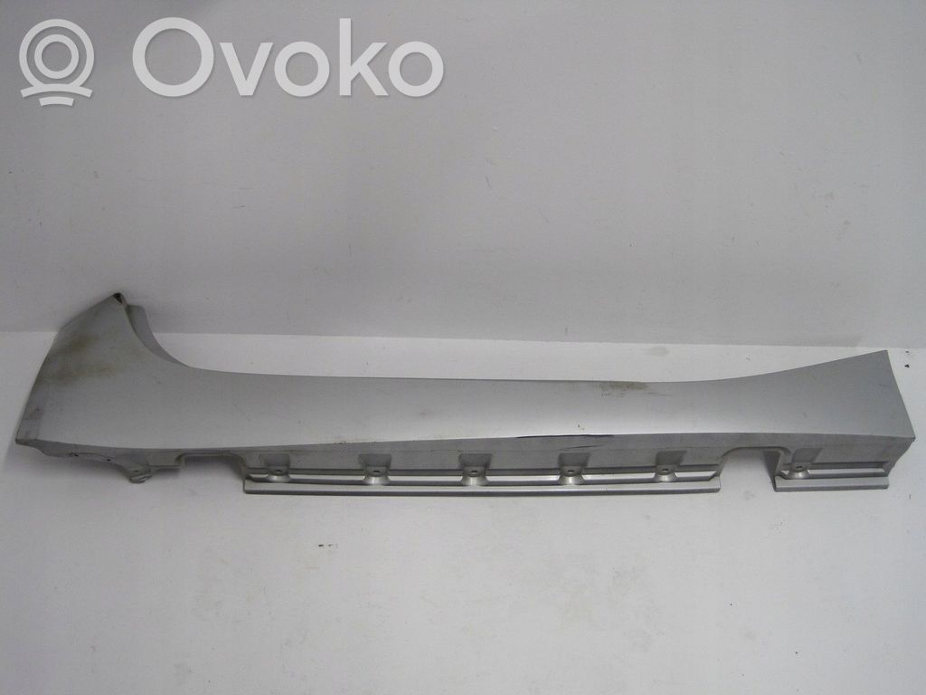 BMW 2 Active Tourer U06 Galinio kėbulo slenksčio apdaila 
