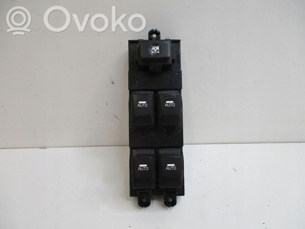 KIA Ceed Central console control unit 