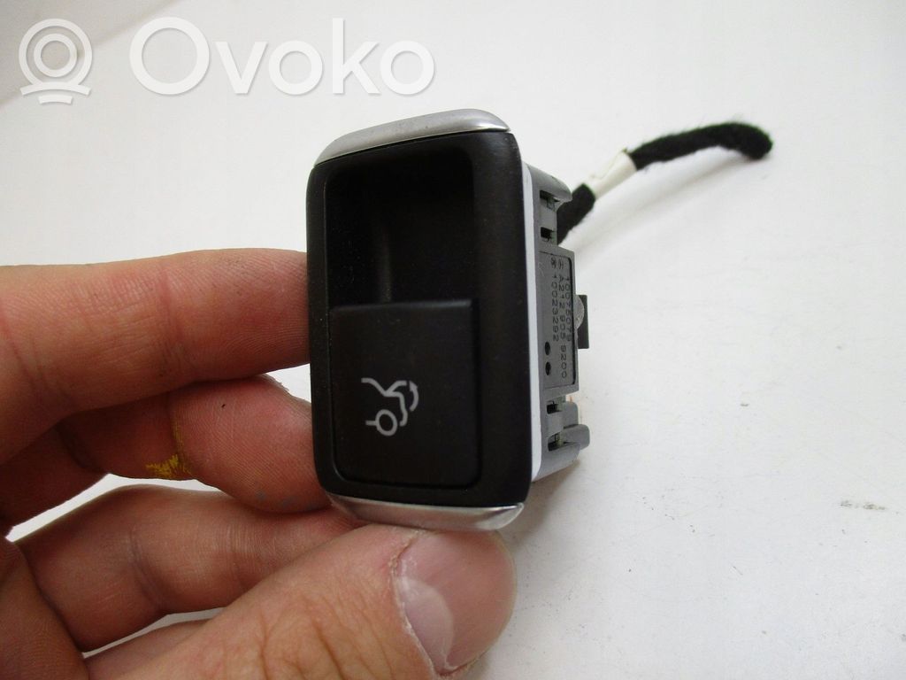Peugeot Partner III Central console control unit 
