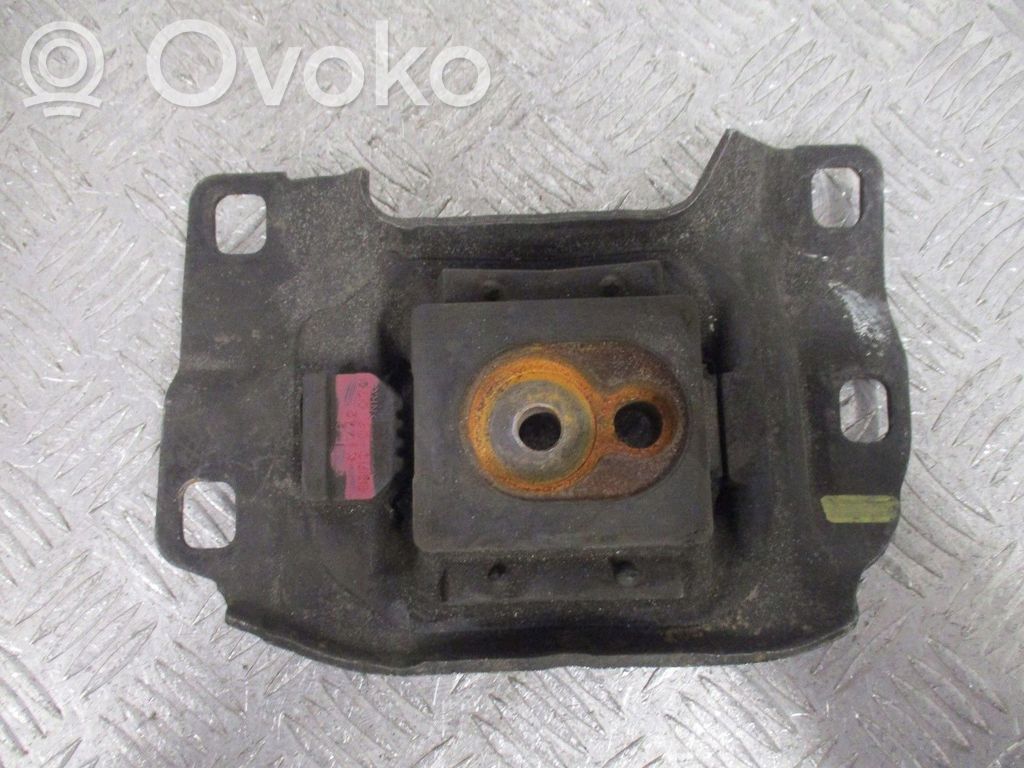 Mazda 5 Engine mount vacuum valve 